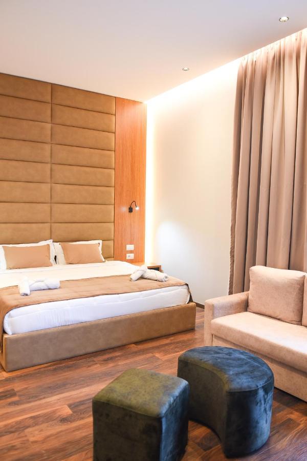 Olivia'S Hill Resort Kryemëdhej Zewnętrze zdjęcie
