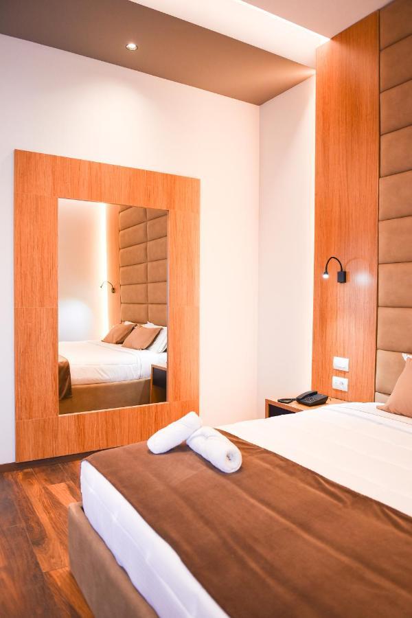 Olivia'S Hill Resort Kryemëdhej Zewnętrze zdjęcie
