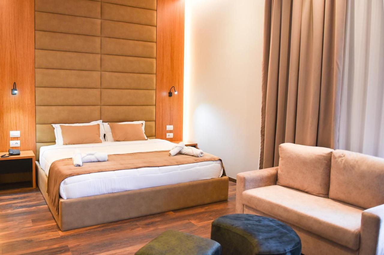 Olivia'S Hill Resort Kryemëdhej Zewnętrze zdjęcie