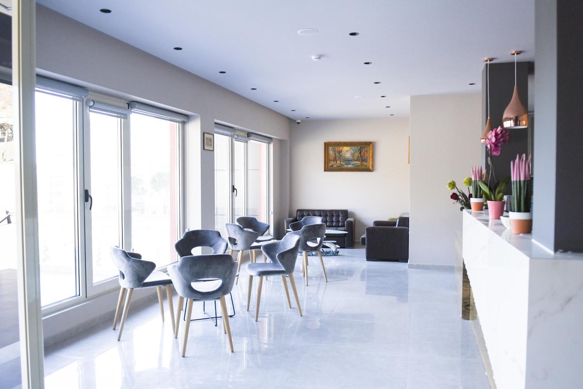 Olivia'S Hill Resort Kryemëdhej Zewnętrze zdjęcie