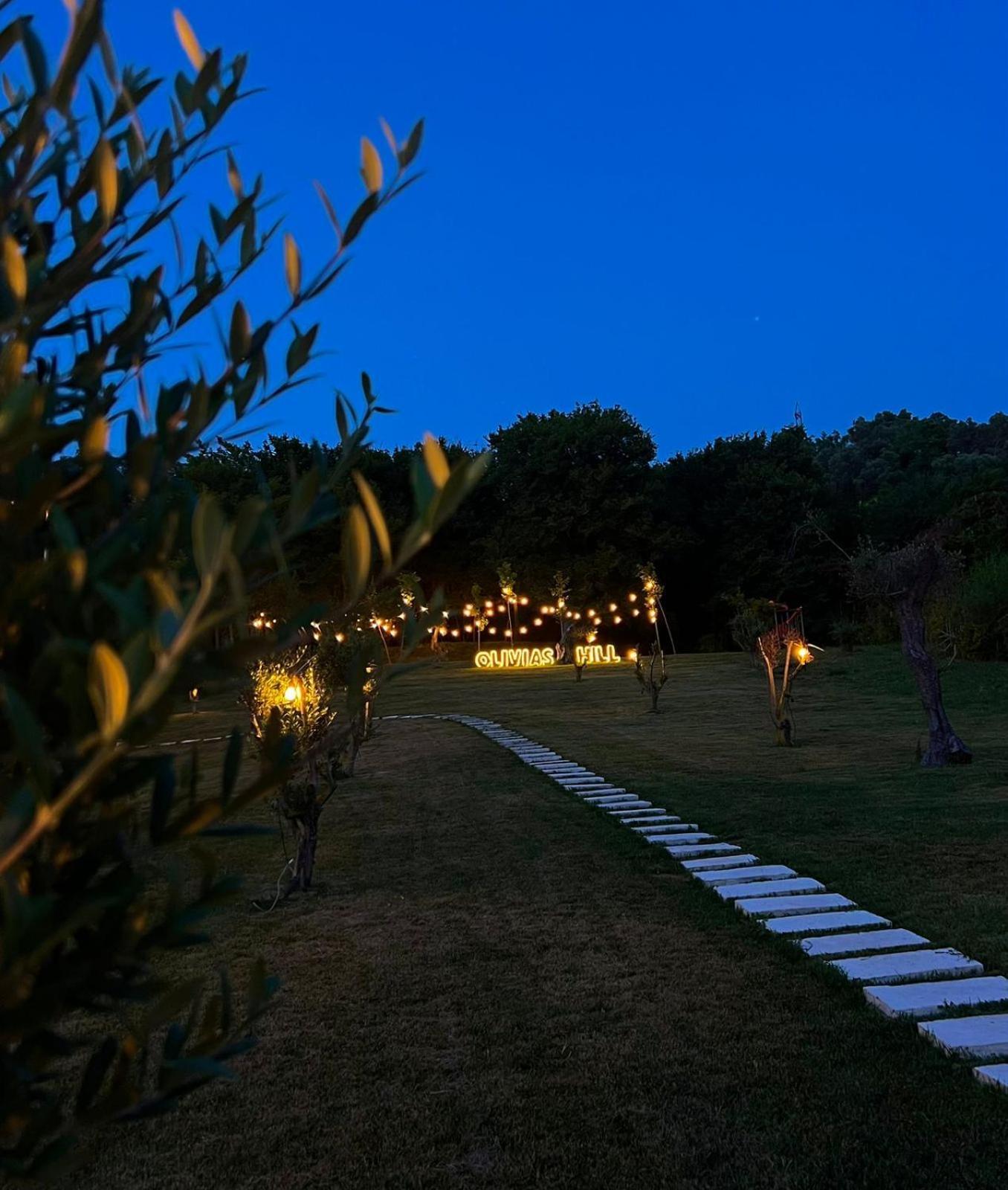 Olivia'S Hill Resort Kryemëdhej Zewnętrze zdjęcie