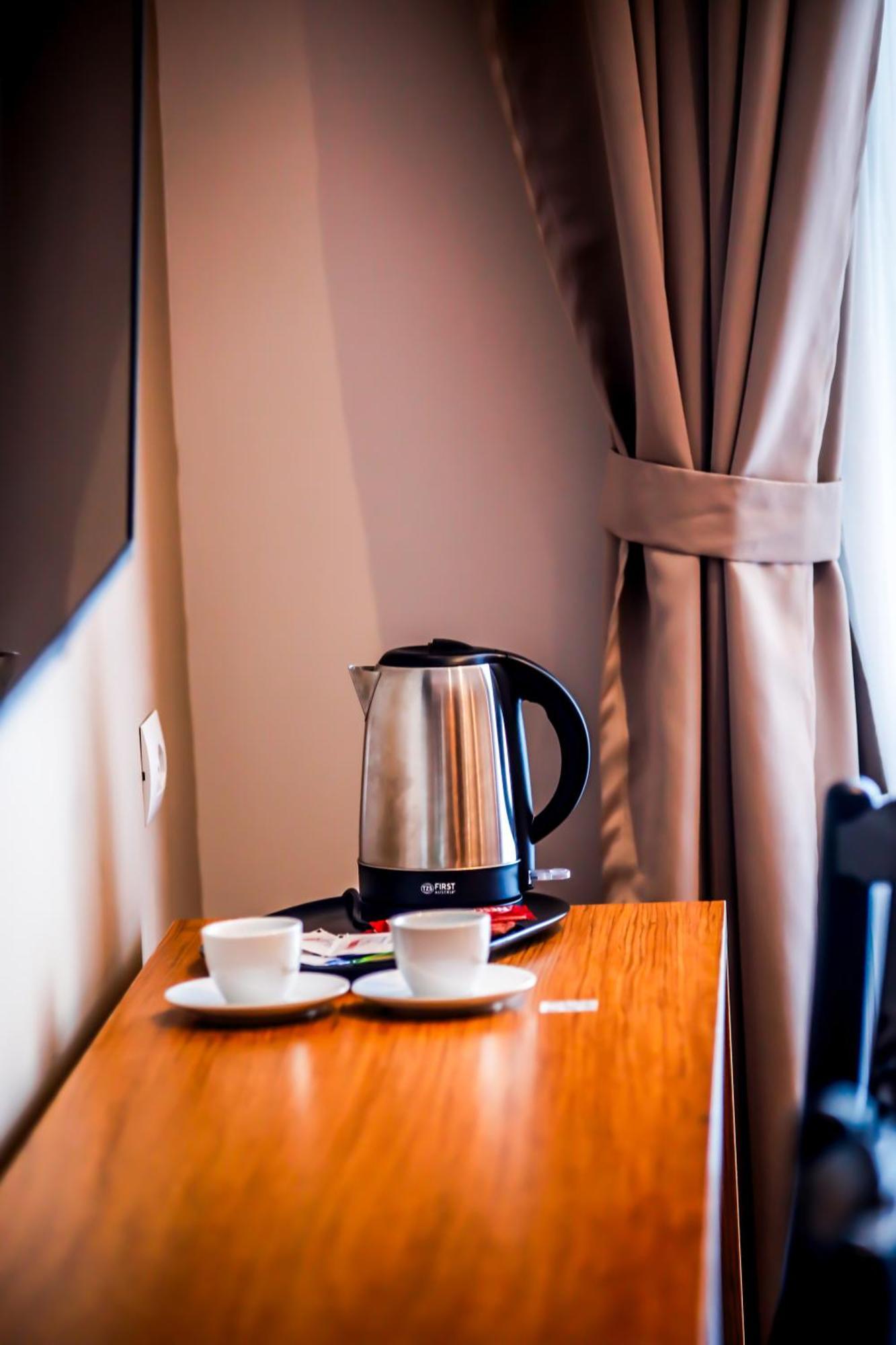 Olivia'S Hill Resort Kryemëdhej Zewnętrze zdjęcie