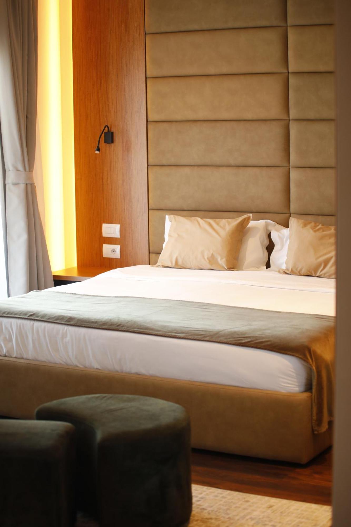 Olivia'S Hill Resort Kryemëdhej Zewnętrze zdjęcie