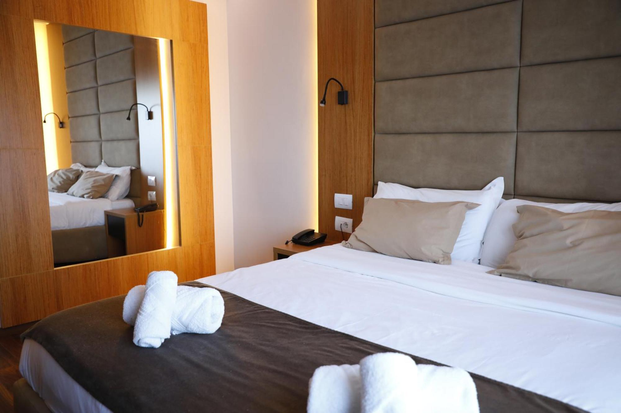 Olivia'S Hill Resort Kryemëdhej Zewnętrze zdjęcie